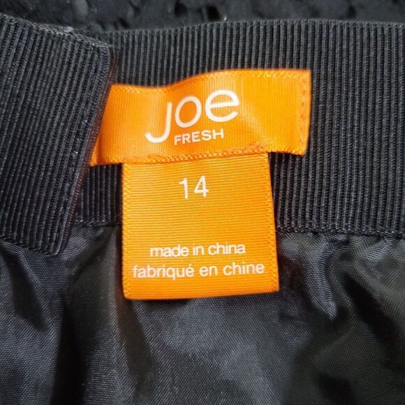 Joe Fresh Mini Black Lace Skirt (Size 14) - Picture 3 of 3
